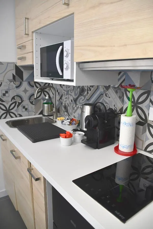 Gloria Maris Apartment Ментона